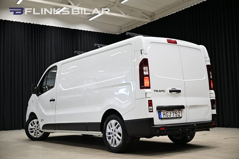 Bild 4 av Renault Trafic Skåpbil dCi 120HK L2|Drag|D-Värmare|GPS|M-Värmare|Kamkedja|
