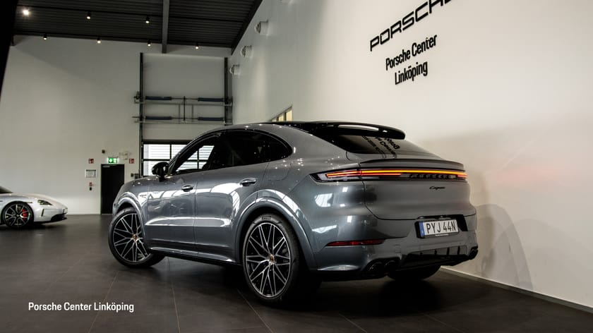 Bild 5 av Porsche Cayenne E-Hybrid Coupé Black Edition