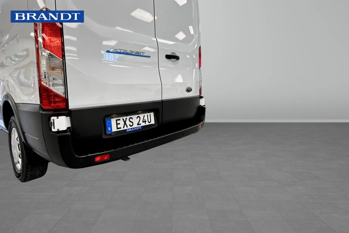 Ford E-Transit 350