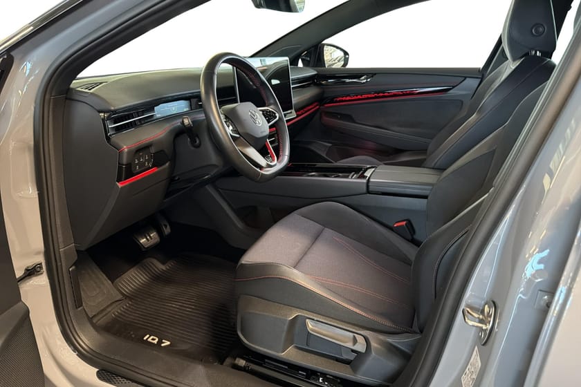 Bilde 5 av Volkswagen ID.7 91 kWh 4Motion gtx 4m stv bl 86kwh 340hk