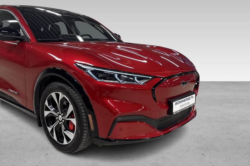 Bilde 2 av Ford Mustang Mach-E Long Range AWD