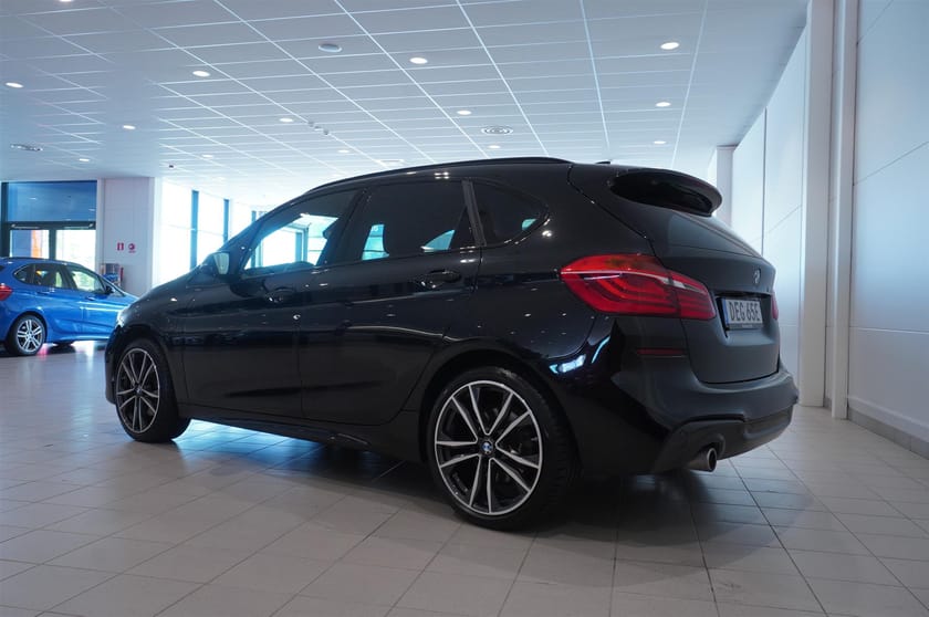 Bild 3 av BMW 225xe Active Tourer M-Sport Läder Keyless HiFi HUD