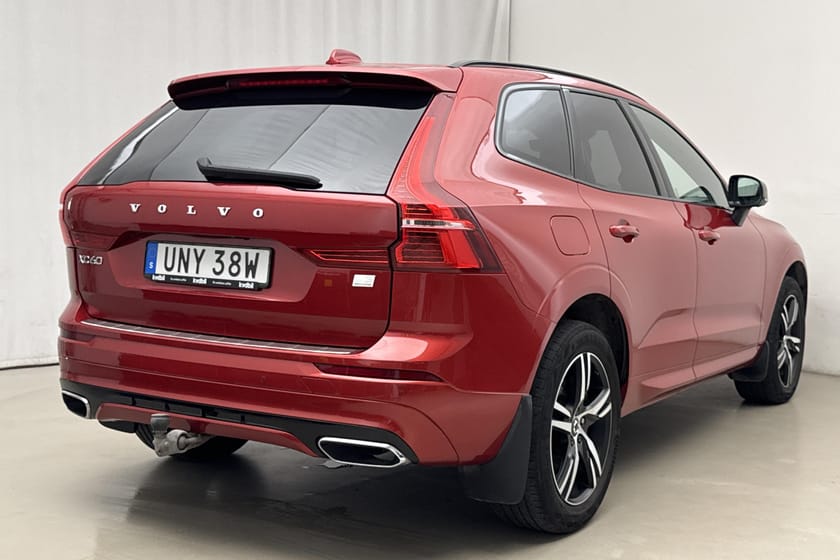 Bild 3 av Volvo XC60 T6 AWD Recharge (340hk) R-Design B&W Pano