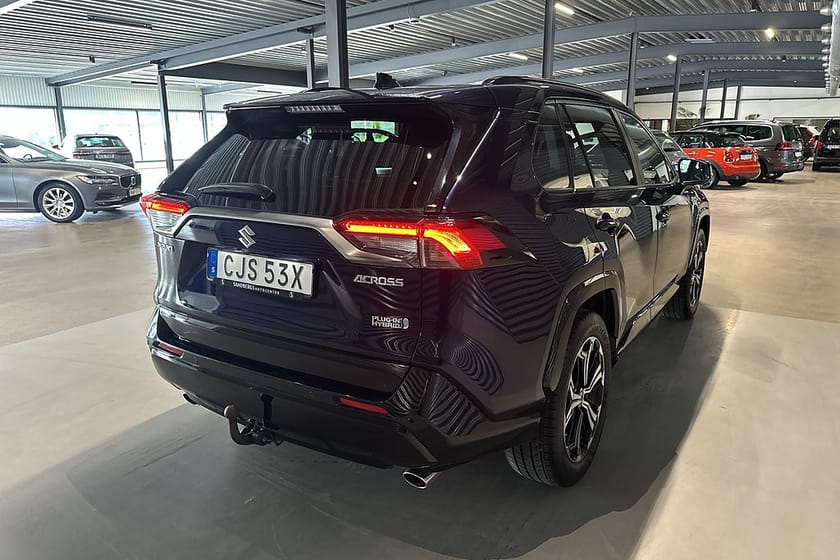 Bild 4 av Suzuki Across Plug-in Hybrid 2.5 E-FOUR E-CVT Inclusive B-kamera Drag