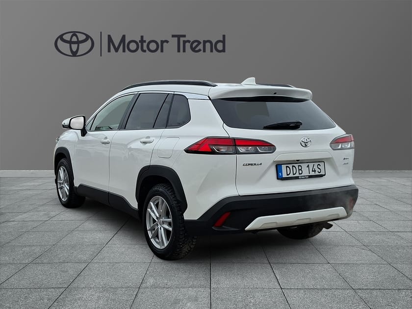 Bild 3 av Toyota Corolla Cross Hybrid AWD-i 2,0 STYLE PLUSPAKET
