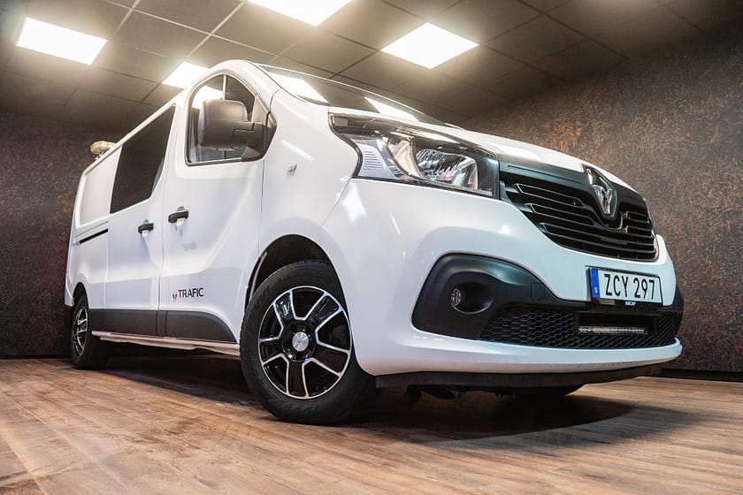 Bild 4 av Renault Trafic Skåpbil 1.6 dCi | 6-sits | Inredning | Värmare | SN | 1581kr/må