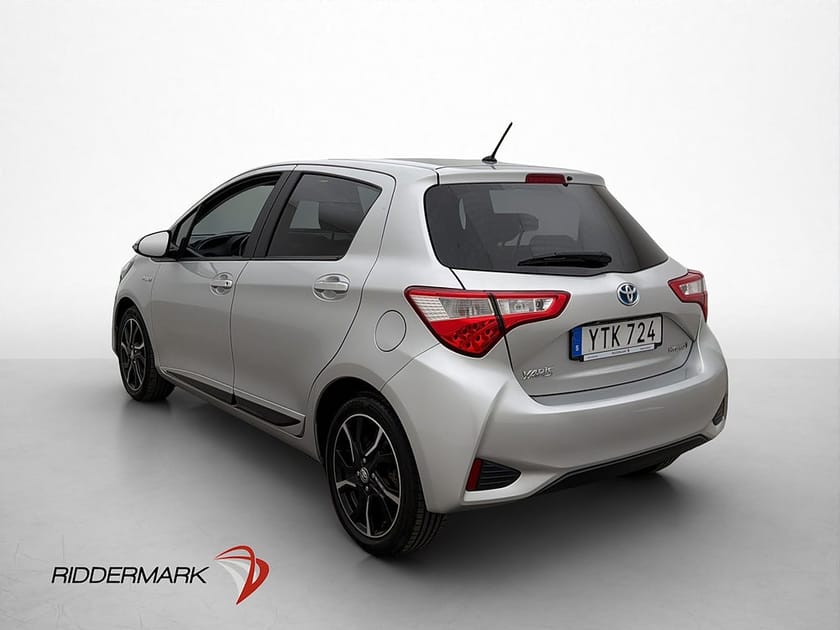 Bild 5 av Toyota Yaris Hybrid Style Kamera 0.36l/mil 360:- skatt