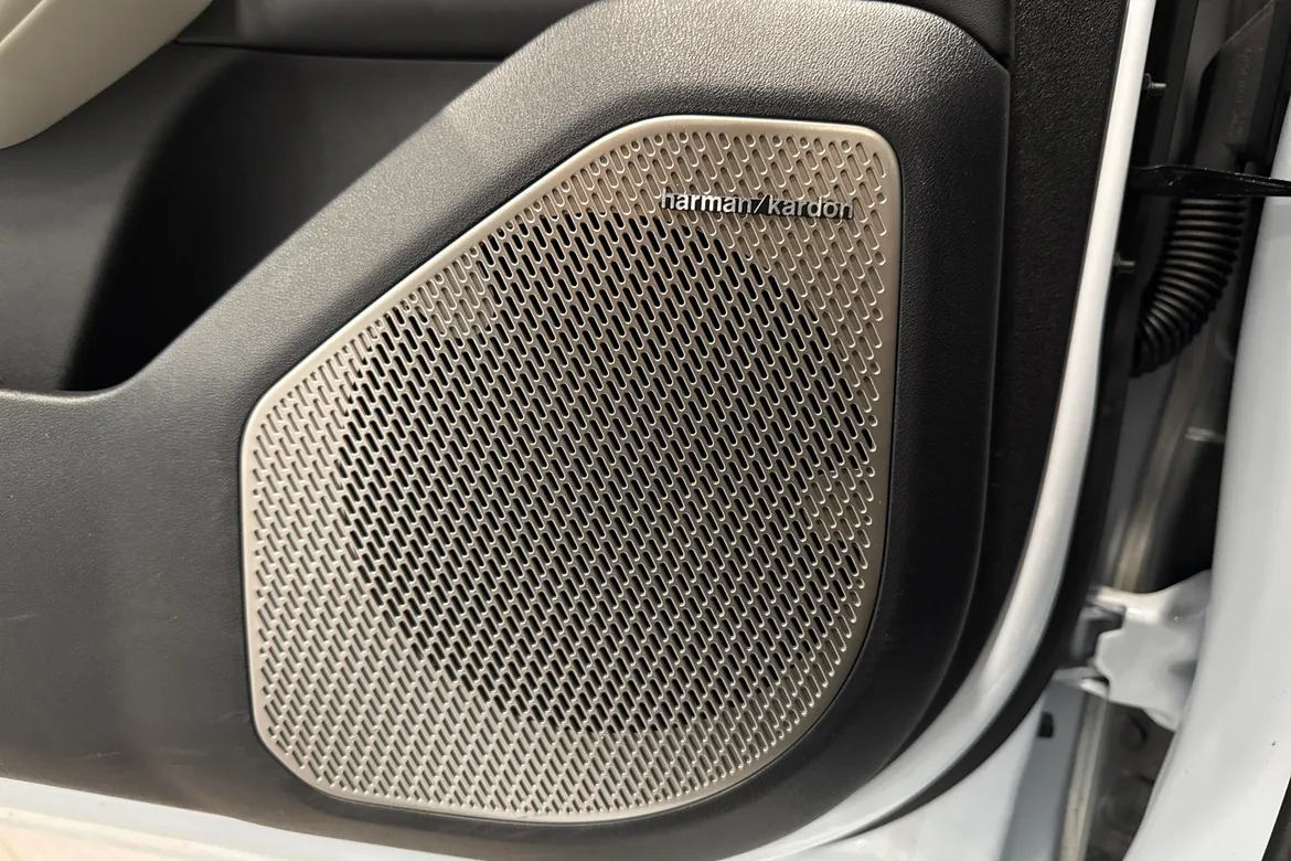 picture of a car