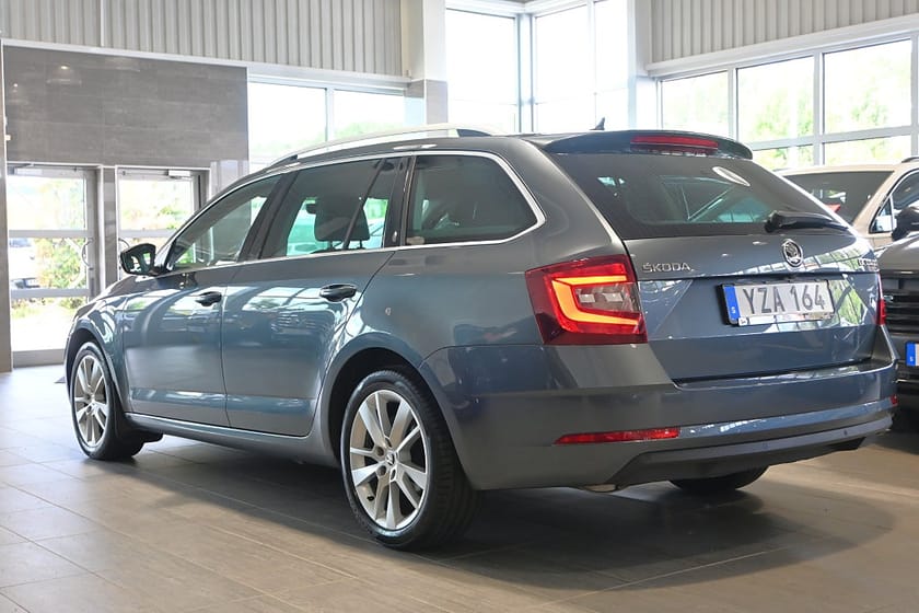 Bild 3 av Škoda Octavia Kombi Skoda 1.5 TSI Style 150hk Drag Värmare Navi