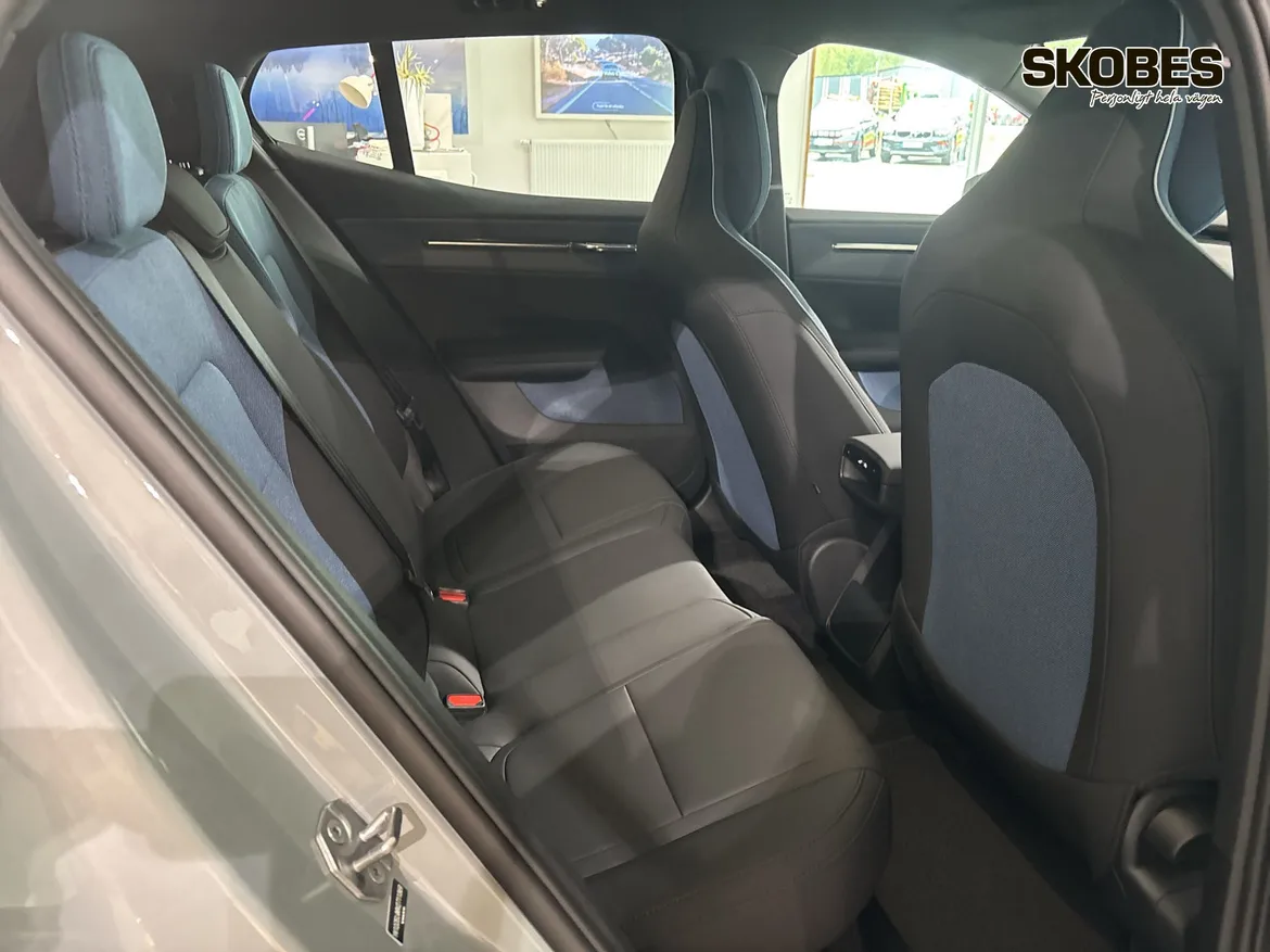 Volvo EX30 P5 Long Range