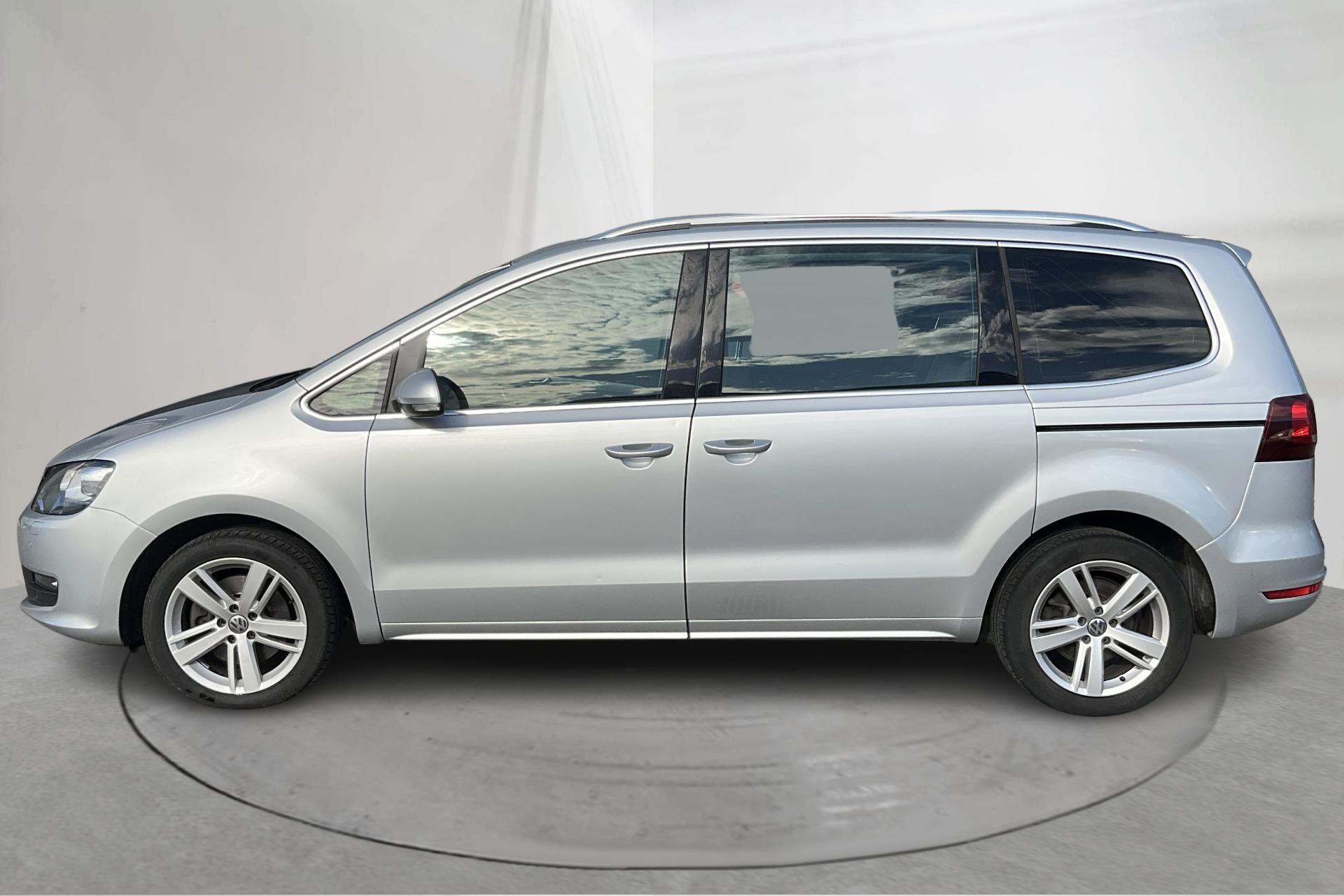 Volkswagen Sharan 2.0 TDI DPF SCR BMT 2016, photo 2/10