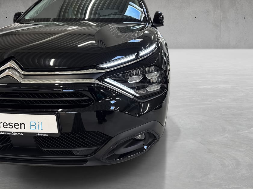 Bilde 3 av Citroën ë-C4 Shine  Adaptiv cruise/Rattvarme/HUD/Carplay/