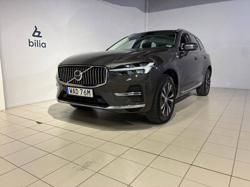 Bild 1 av Volvo XC60 Recharge T6 Core Edition | Ljuspaket | Pano