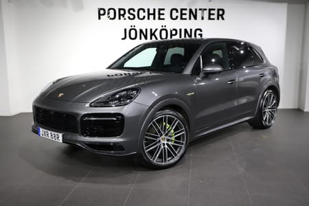 Porsche Cayenne E-Hybrid 462 hk