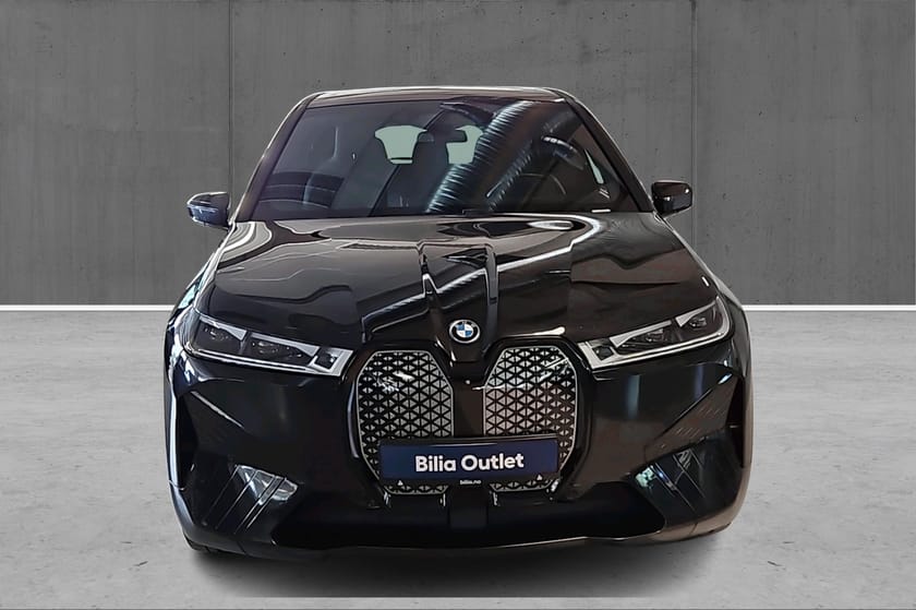 Bilde 2 av BMW iX xDrive50 Fully Charged Sports.pk, Multiseter, Luft