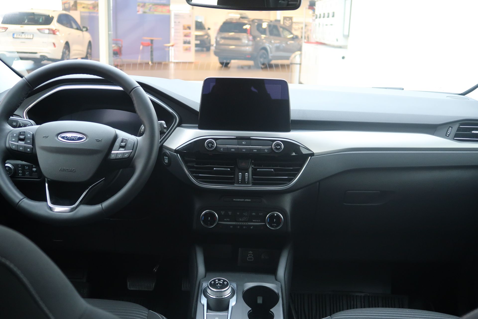 Ford Kuga Plug-In Hybrid E-CVT 225HK 2023, kuva 7/24