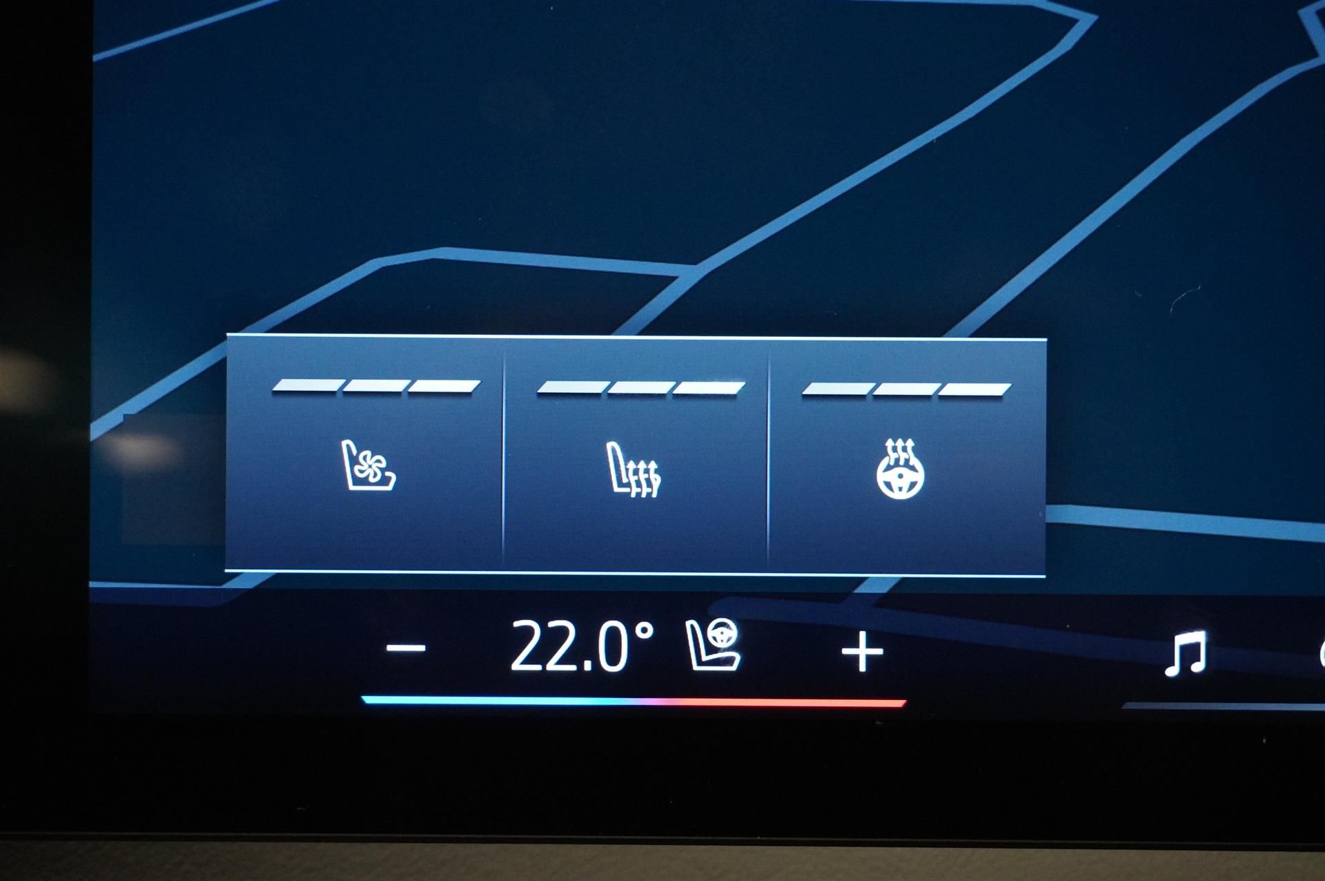 BMW iX xDrive60, 544hk, 2025