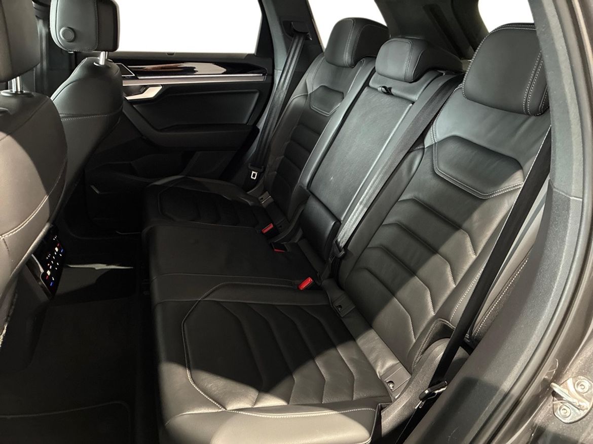 Volkswagen Volkswagen Touareg — bild 21