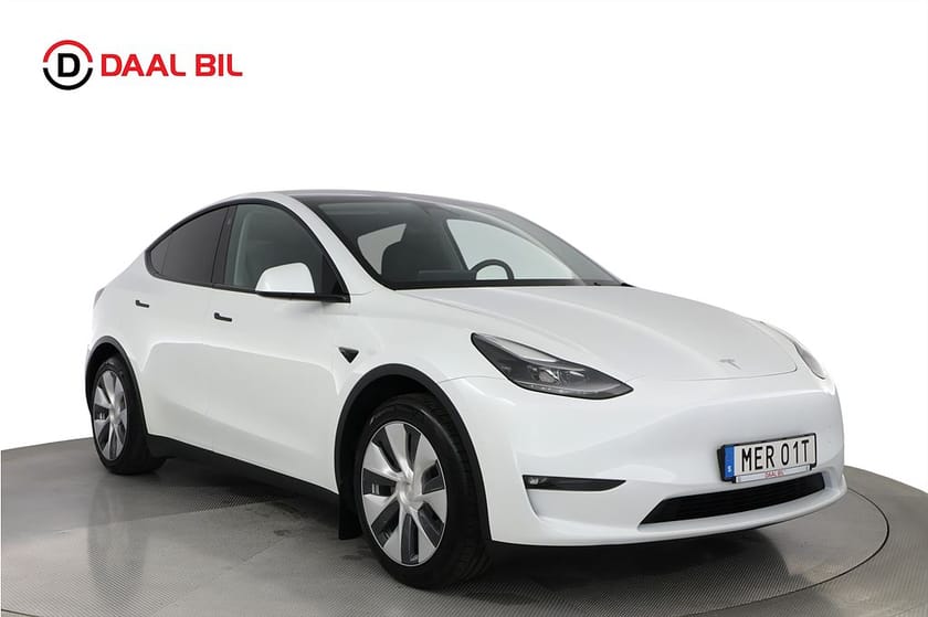 Bild 3 av Tesla Model Y Long Range AWD 77 KWh 514HK DRAG AUTOPILOT P-VÄRM B-KAM