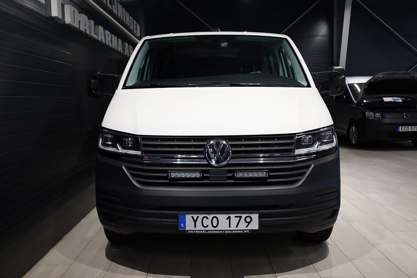 Bild 2 av Volkswagen Transporter Chassi Dubbelhytt 2.0 TDI  4Motion Kåpa