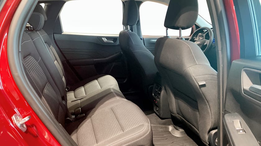 Bild 5 av Ford Kuga Plug-In Hybrid Titanium PHEV |225HK|56km EL| Drag| Adaptiv F-hållare