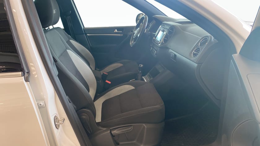 Bild 3 av Volkswagen Tiguan 1.4 TSI Manuell 160hk 4Motion - Drag - Backkamera