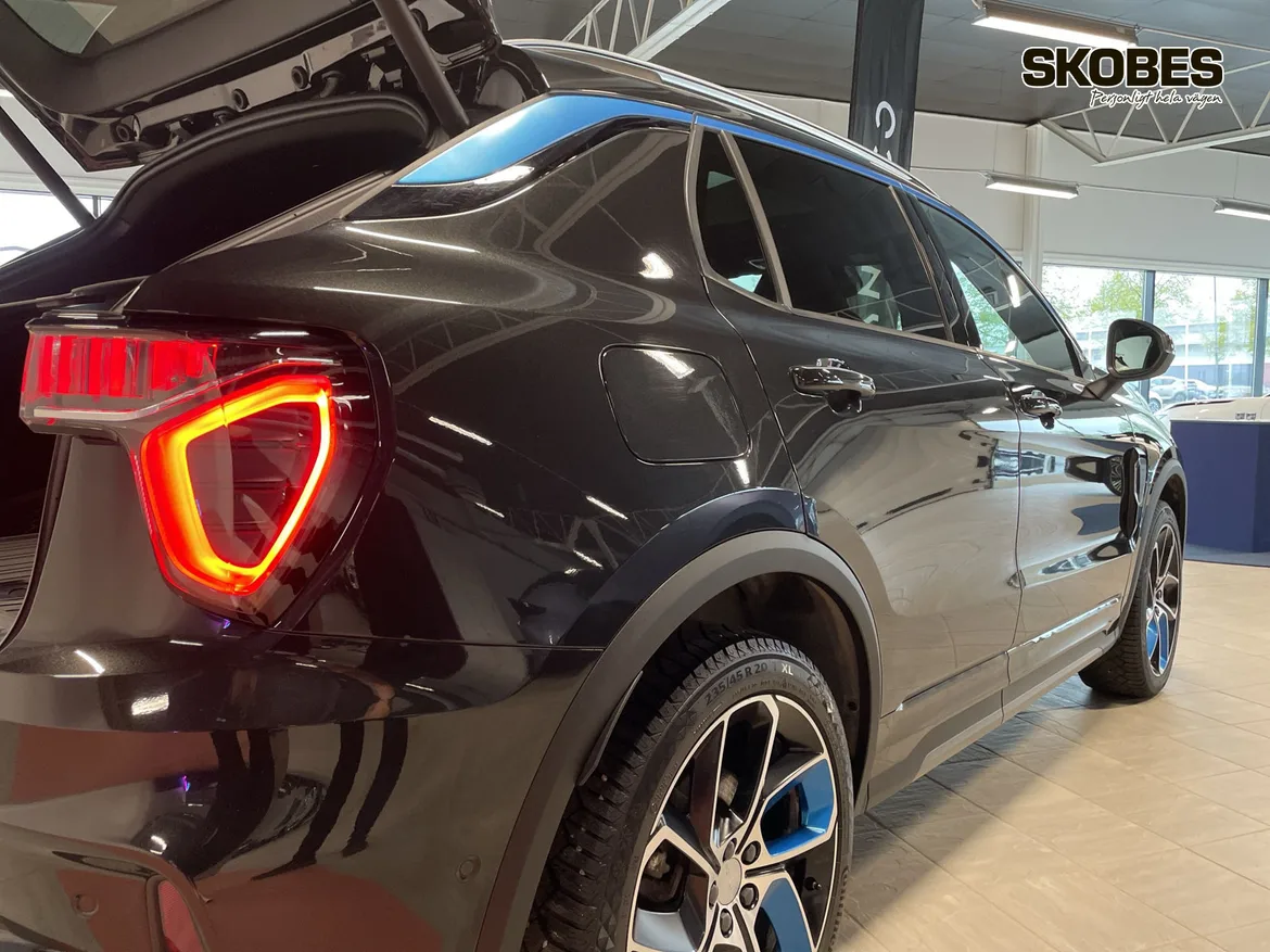Lynk & Co 01 PHEV