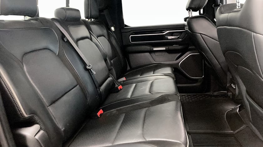 Bild 5 av RAM 1500 Dubbelhytt 5'7" box