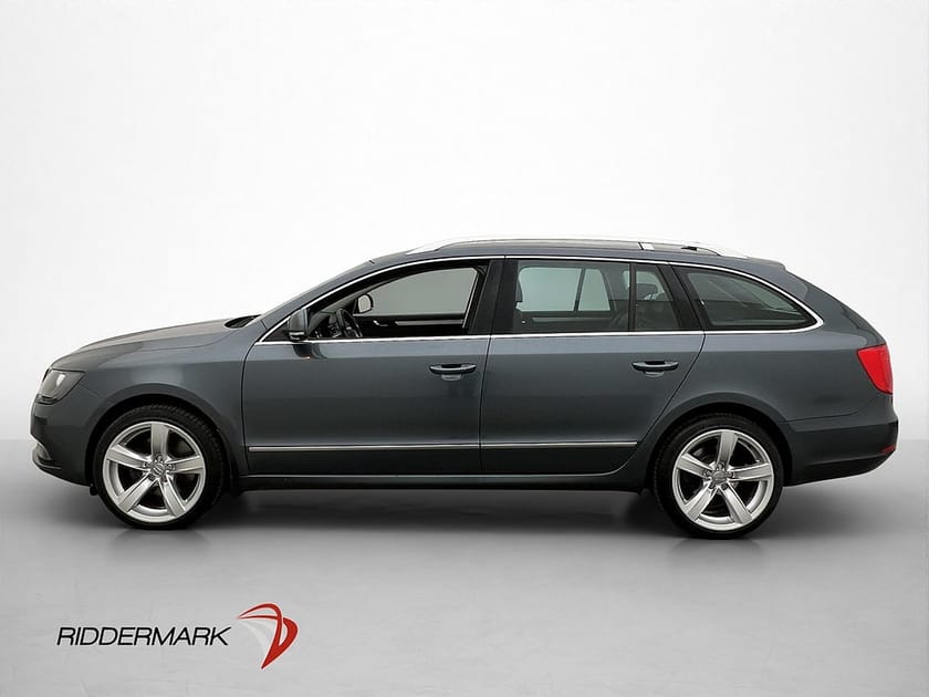 Bild 4 av Škoda Superb Kombi Skoda 4x4 Elegance 170hk Drag Kamera Sätesvärme