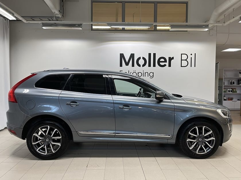 Bild 3 av Volvo XC60 D4 AWD Classic Summum 190hk I Drag I Läder I BLIS