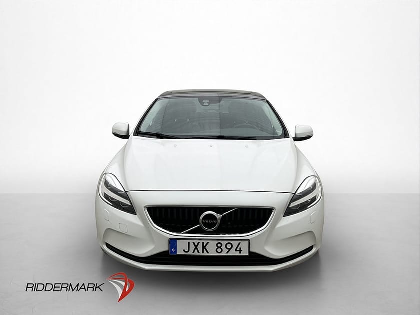 Bild 2 av Volvo V40 D2 120hk Momentum Panorama Kamera Värmare Sensorer