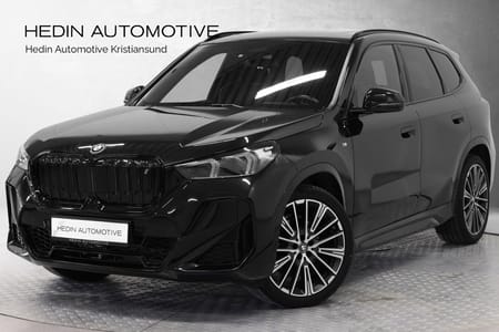 BMW iX1 xDrive30 Fully Charged (K)