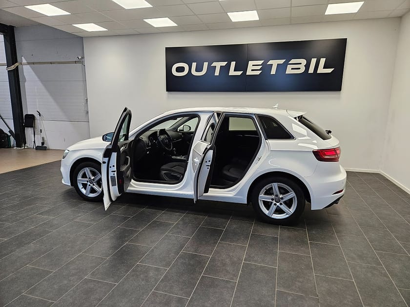 Bild 3 av Audi A3 Sportback 1.5 TFSI 150hk S Tronic Proline PDC