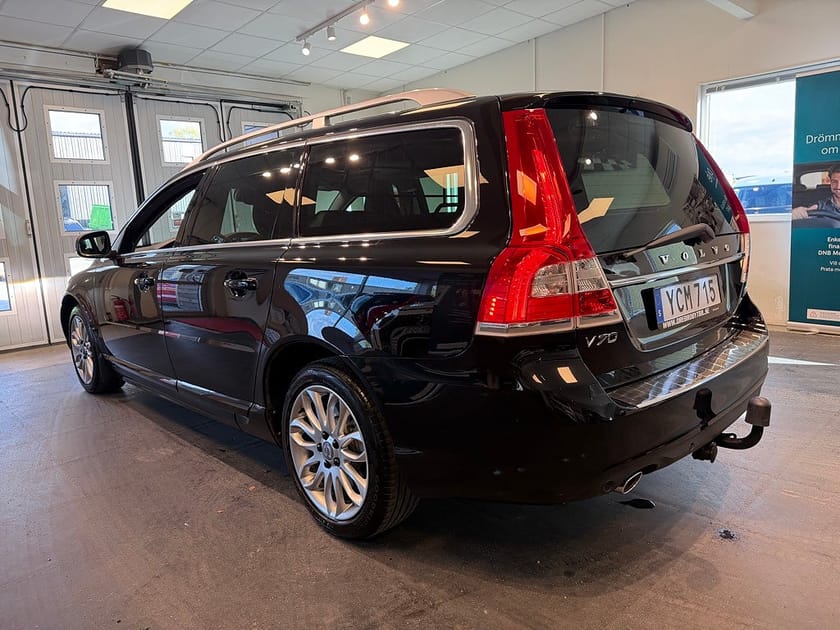 Bild 3 av Volvo V70 D4 Geartronic Classic Summum Drag Värmare Taklucka Gps