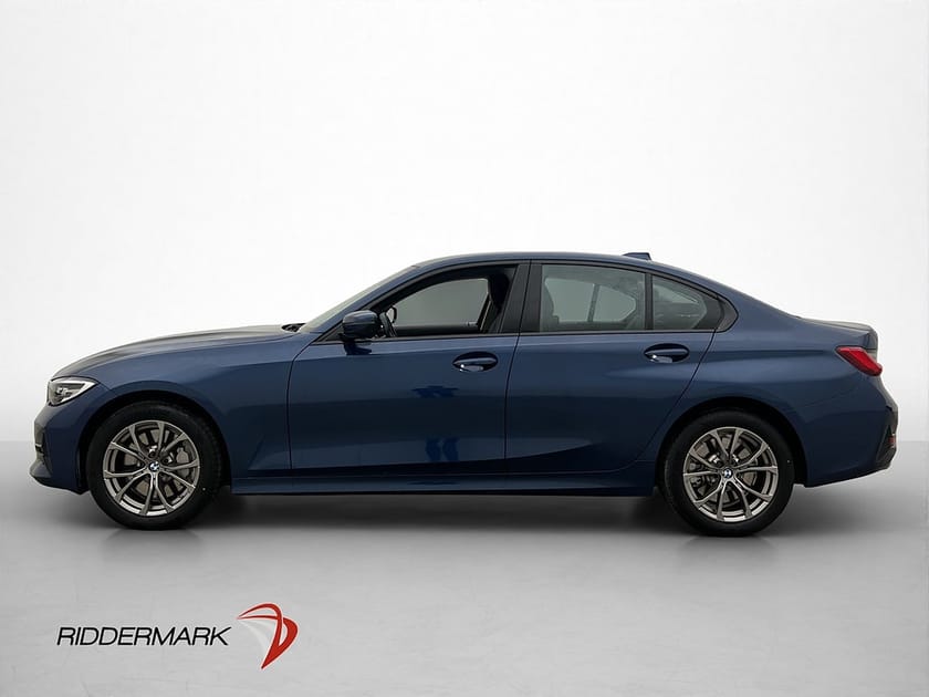 Bild 4 av BMW 330d xDrive Sedan 286hk Sport Line Läder Navigation CarPlay