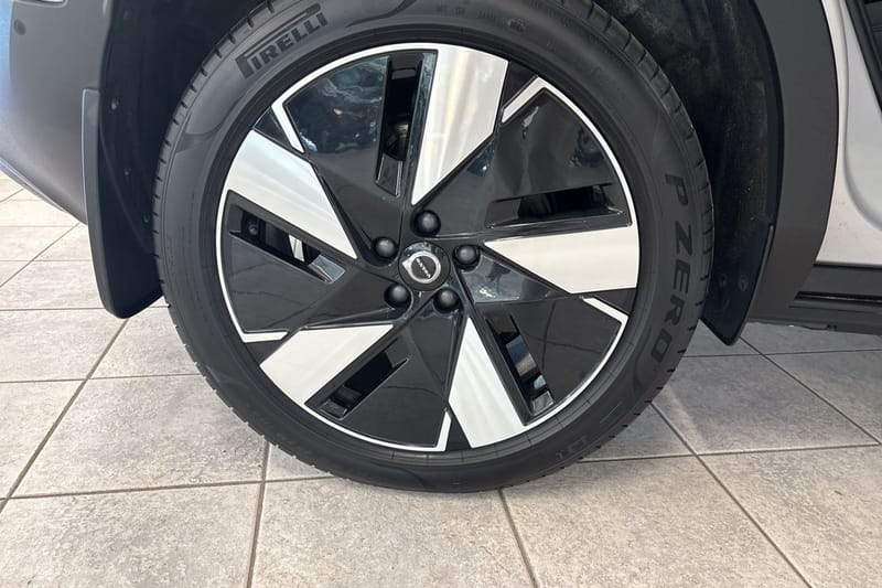 Volvo EX40 Single Motor Extended Range