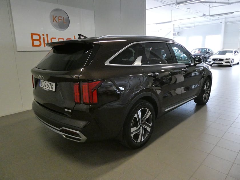 Bild 4 av Kia Sorento PHEV Advance 7-Sits Bose-Skinn-Värmare-Kamera-Navi-SoV