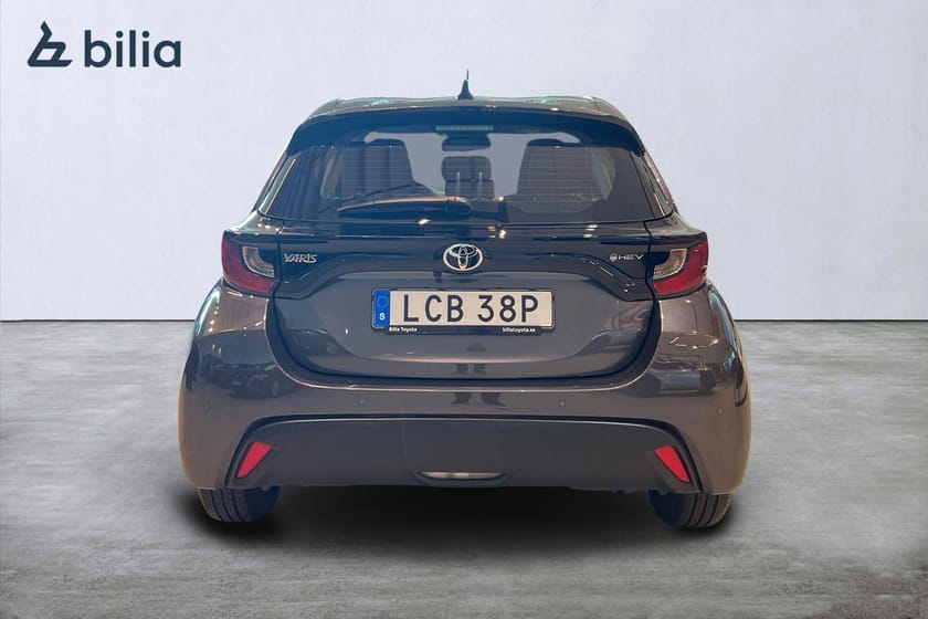 Bild 5 av Toyota Yaris Hybrid 115 1.5 Active Komfortpaket Parkeringssensorer 5D