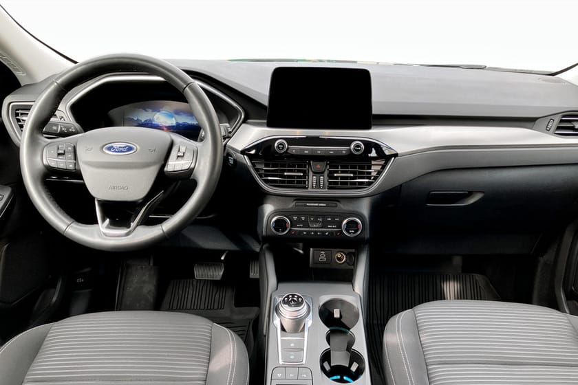 Bild 4 av Ford Kuga Plug-In Hybrid E-CVT 225hk