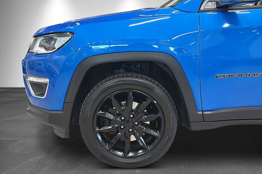 Bild 2 av Jeep Compass 1.4 4WD Automat Limited 170hk B-kam Navi Adaptiv