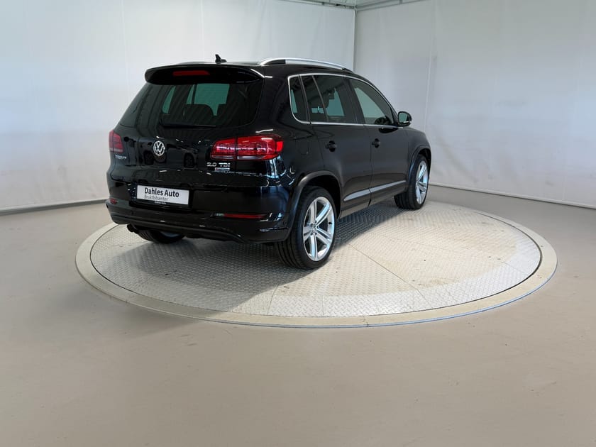 Bilde 3 av Volkswagen Tiguan 2,0 150hk 4M R-Line Cruise/Krok/Kamera/Webasto/Skinn