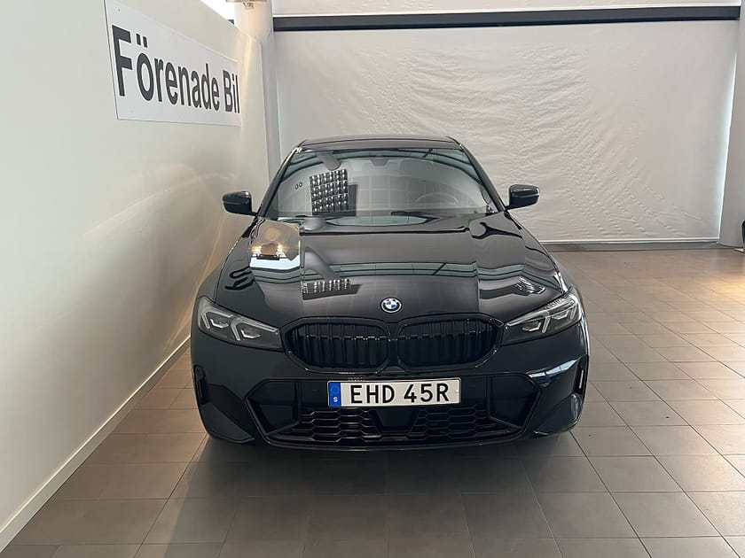 Bild 2 av BMW 330e xDrive Sedan 4,95 ränta M Sport Pro H/K Adpt Farth