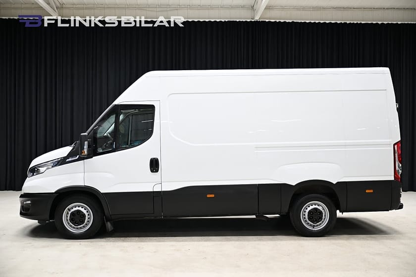 Bild 2 av Iveco Daily 35-140 Van 2.3 JTD 136HK L3H2 Automat|Webasto|3.5ton-drag|Leasbar