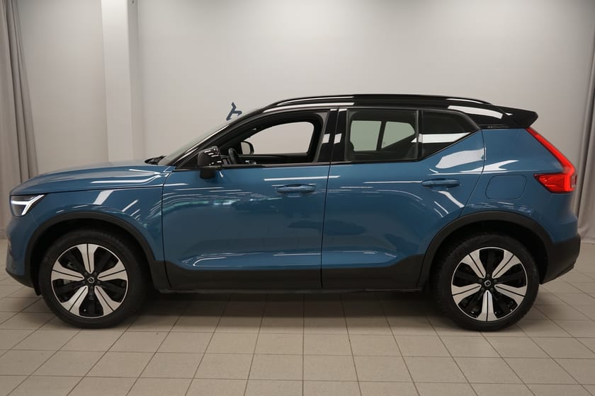 Bild 2 av Volvo XC40 Recharge Twin Ultimate | Drag | Värmepump |