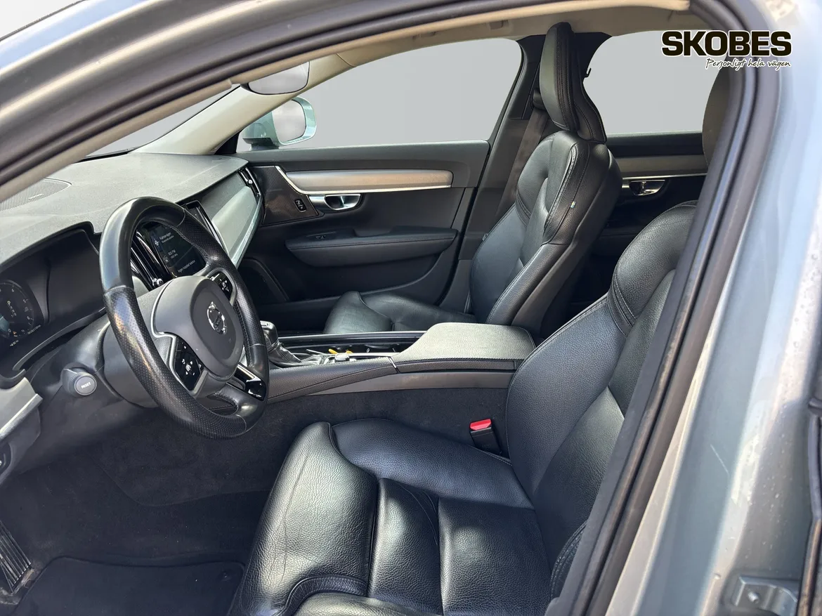 Volvo V90 Cross Country