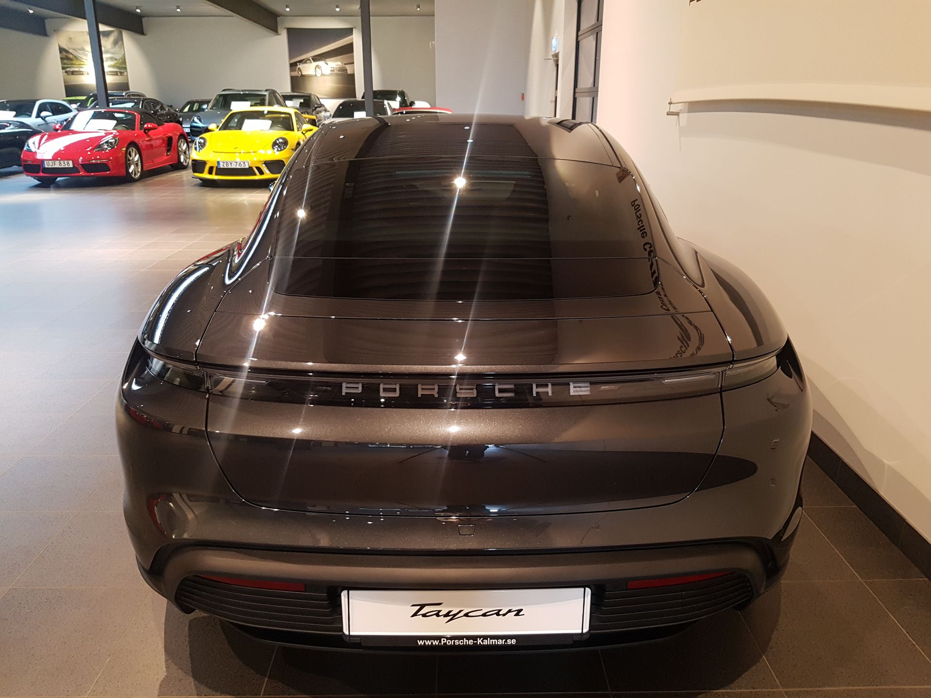 Porsche Taycan 4S 2023, bild 5/10