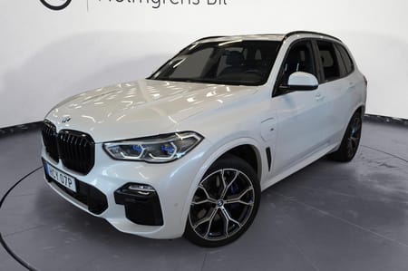 BMW X5 xDrive45e iPerformance M-Sport Innovation Edition DAP Komfortstol Pano 21