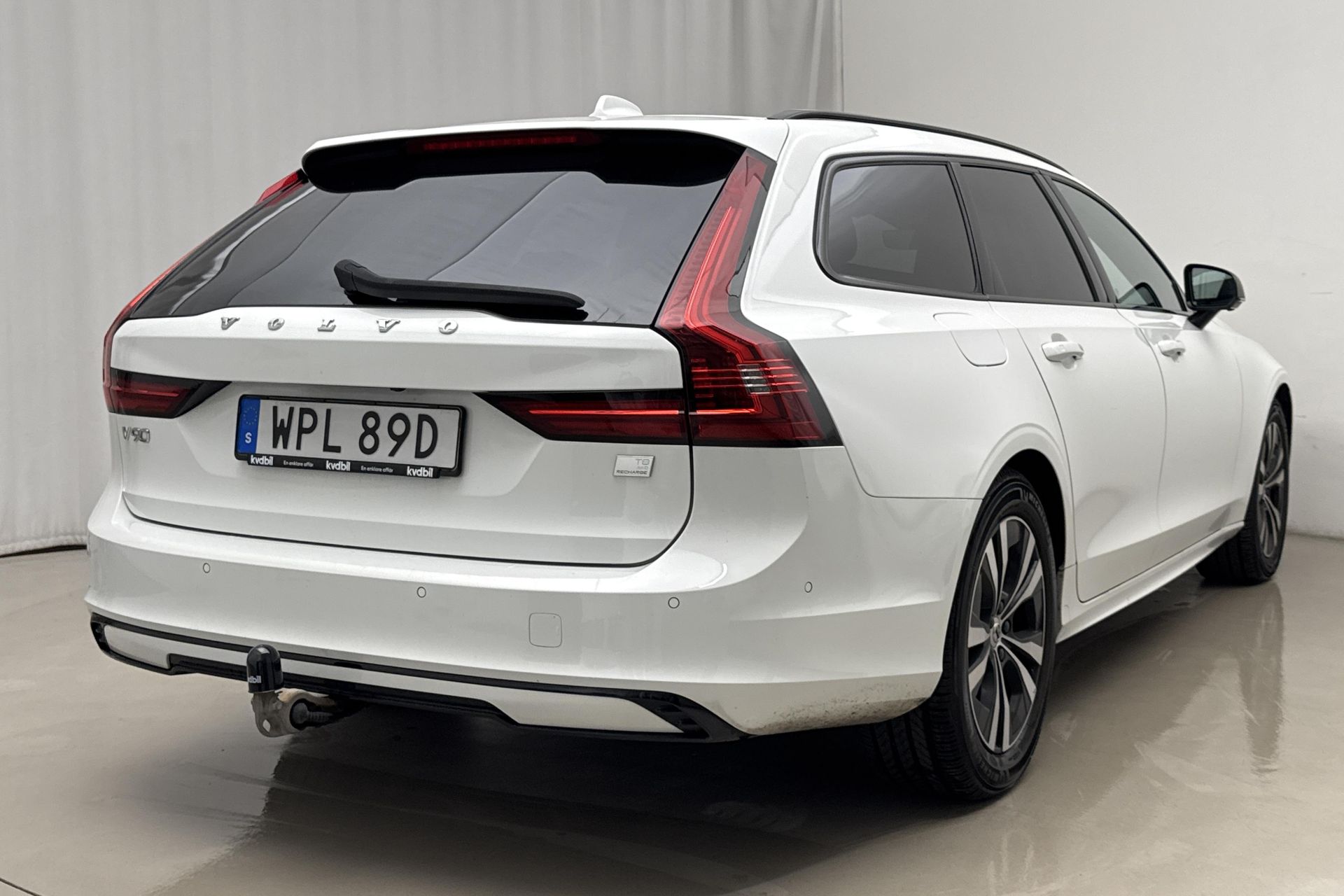 Volvo V90 Recharge T8 AWD 2022, bild 3/10