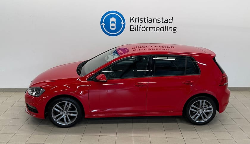 Bild 4 av Volkswagen Golf 1.2 TSI R-Line, Adaptiv Farth. Vinterhjul