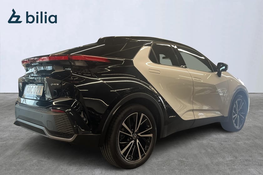 Bild 5 av Toyota C-HR Hybrid AWD-i 2,0 Executive Premiere Edition/AWD/Pano/V-Hjul/JBL